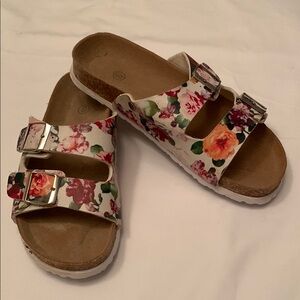 Size 7/8 Floral Women's Sandals with Adjustable Buckles